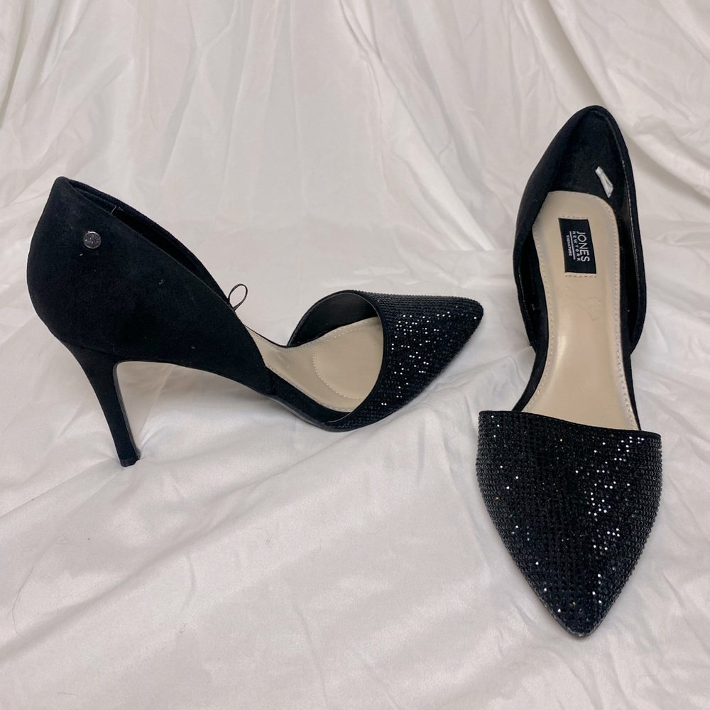 Sparkly black heels!